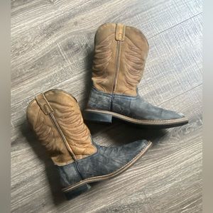 Smokey Mountain Youth Boots in Brown and Dark Blue Tones, excellent condition